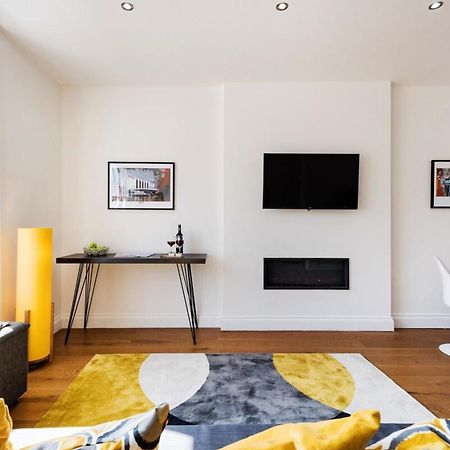 Bright And Modern Earls Court Gem Apartment London Ngoại thất bức ảnh