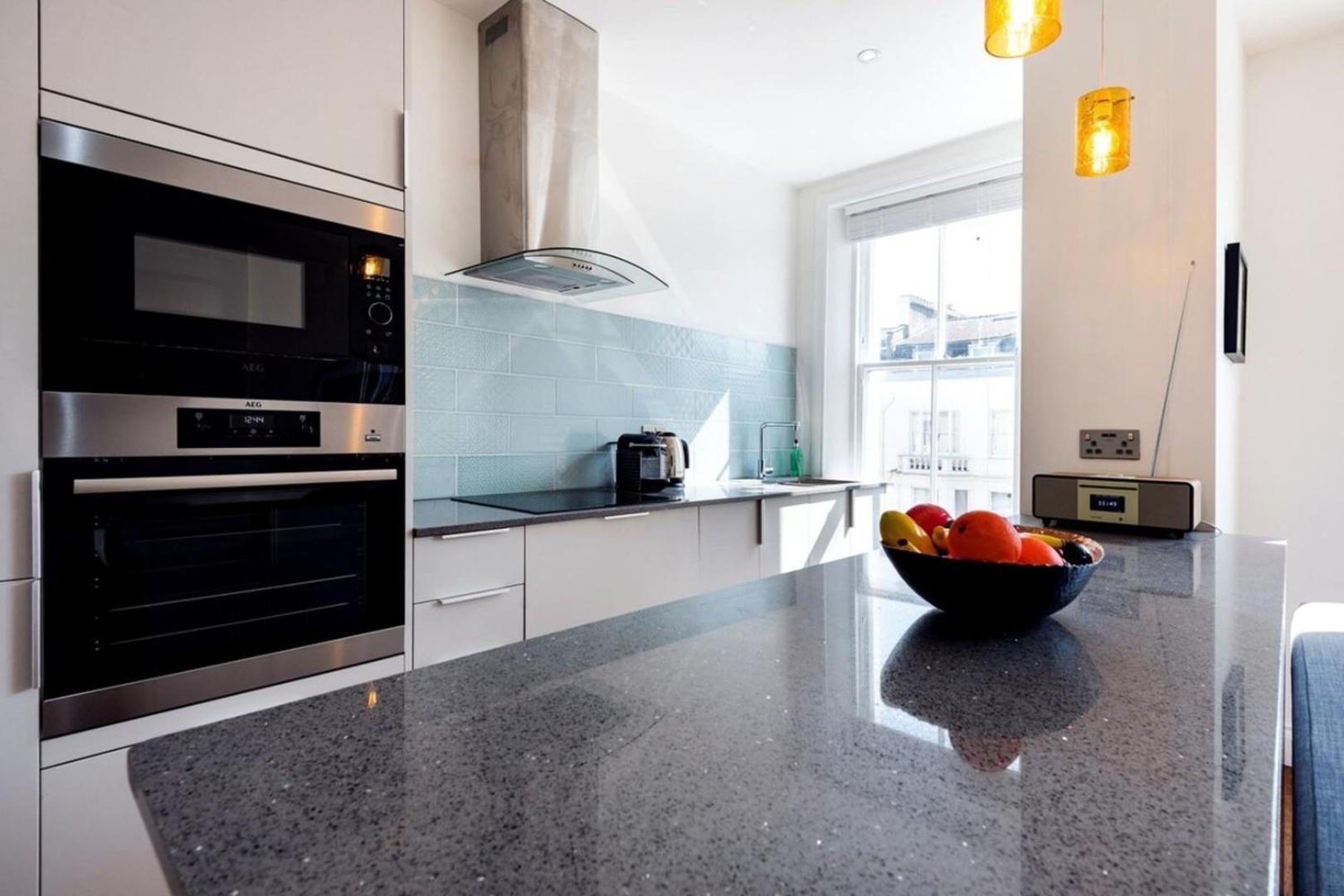 Bright And Modern Earls Court Gem Apartment London Ngoại thất bức ảnh